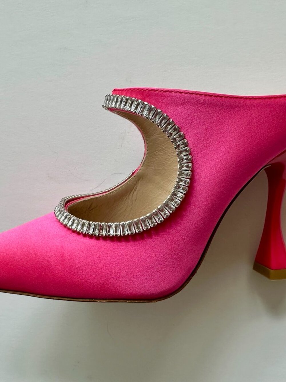Stuart Weitzman Pink Satin Crystal Heels, Size 7 Luxury Designer Pumps Mules - Picture 4 of 12